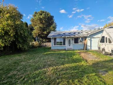 Main picture of 17917 Bennett Rd