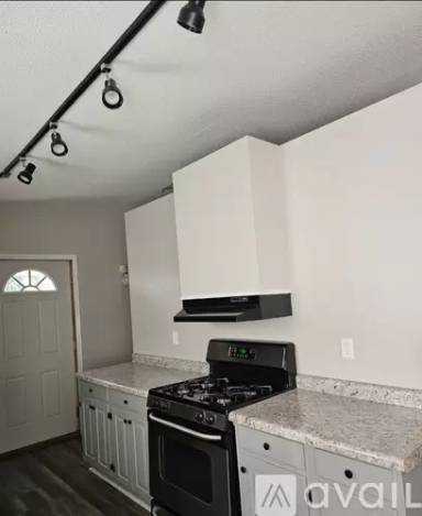Main picture of 1762 Lafond Ave