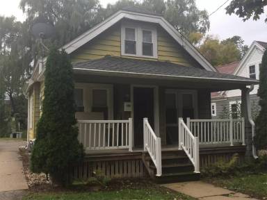 Main picture of 913 Madison St