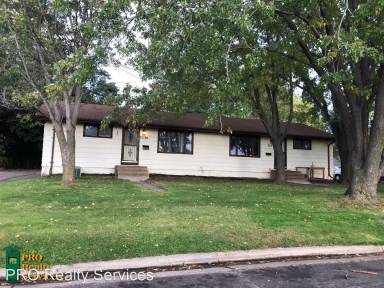 Main picture of 7339 University Ave NE