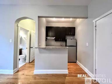 Main picture of 4614 N Paulina St