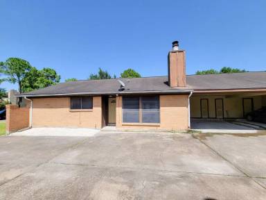 Main picture of 10811 Sugar Hill Dr