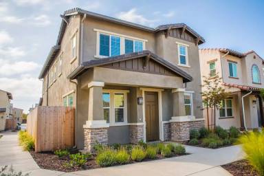 Main picture of 1949 Sterling Pl