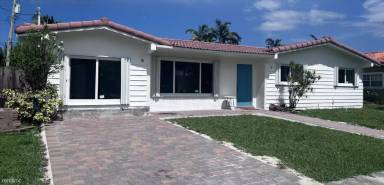 Main picture of 4155 SW 82nd Ct