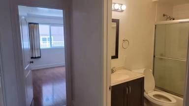 Main picture of 1720 Newport Ave