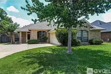 Main picture of 3408 Regal Row