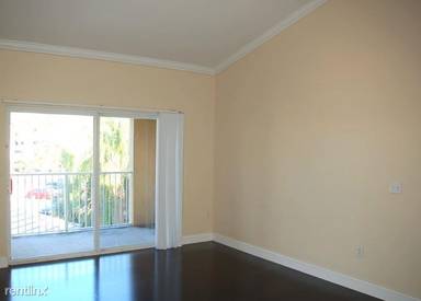 Main picture of 631 SW 111th Ln