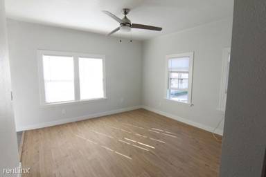 Main picture of 6434 Yucca St
