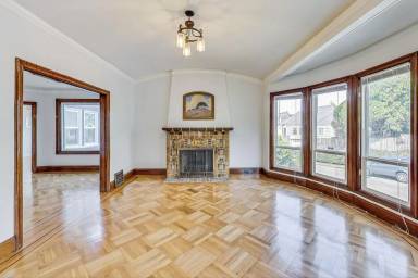 Main picture of 785 Mangels Ave