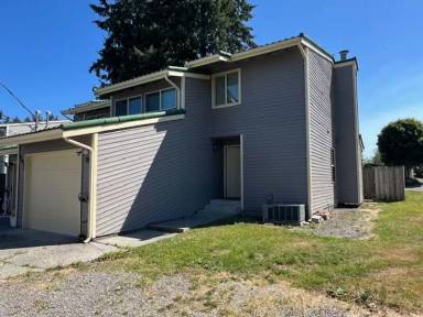 Main picture of 6015 Beverly Ln