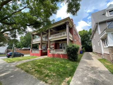 Main picture of 3820 Riverside Ave