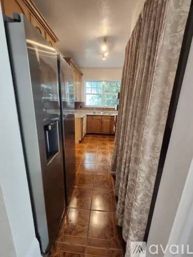 Main picture of 92 NW 20th St