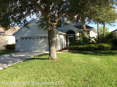 Main picture of 733 NW Waterlily Pl