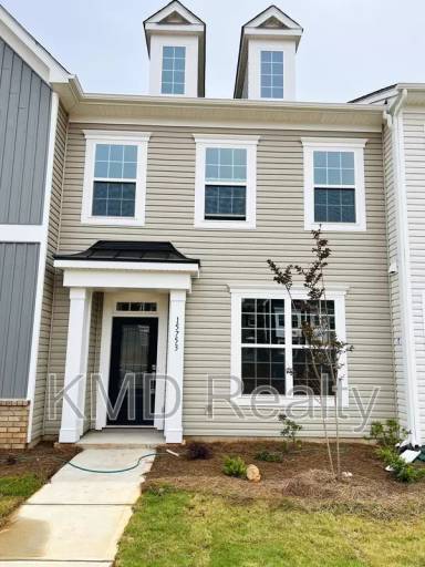 Main picture of 15753 Country House St