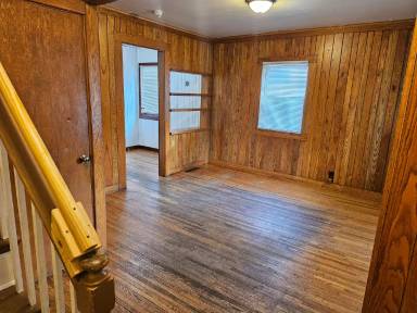 Main picture of 612 11th Ave SE