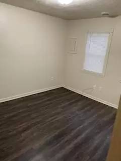 Main picture of 1519 W Perkins Ave