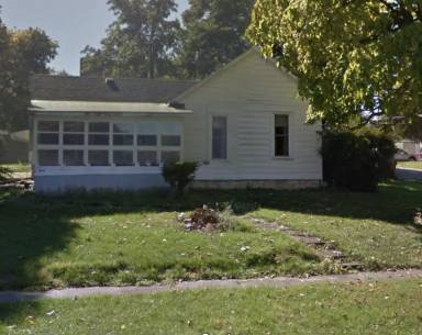 Main picture of 304 Pine St