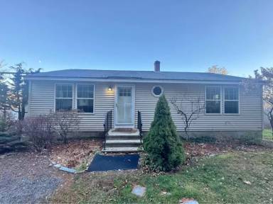 Main picture of 129 Lawrence Rd