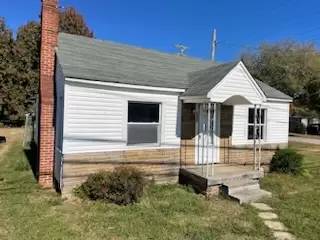 Main picture of 2423 E Martin Luther King Jr Dr