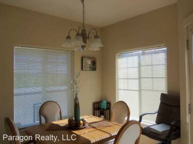 Main picture of West Oaks Condominiums