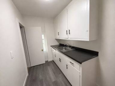 Main picture of 1112 Wisconsin Ave