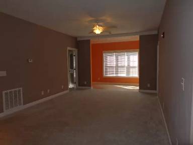 Main picture of 144 N Hines St