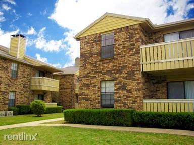 Main picture of 700 W Cartwright Rd