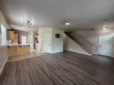 Main picture of 449 W 500 N