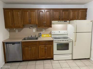 Main picture of 10 Washington St