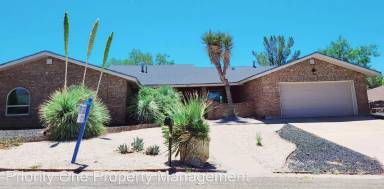 Main picture of 408 Hollydale Dr