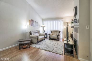 Main picture of 37000 Meadowbrook Cmn