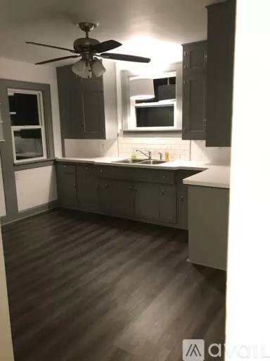 Main picture of 2906 Douglas Ave