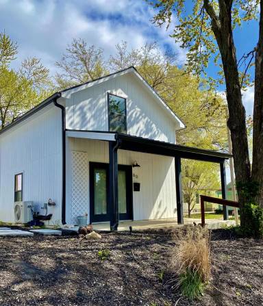 Main picture of 60 E 32nd St