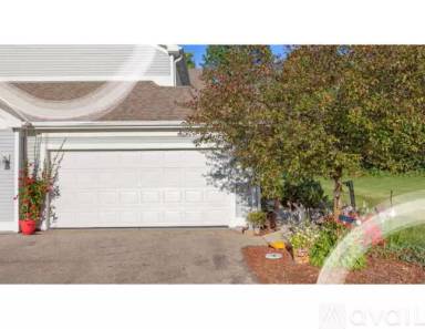 Main picture of 758 Bridlewood Dr