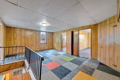 Main picture of 225 Thompson Run Rd