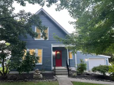Main picture of 5654 Walnut St