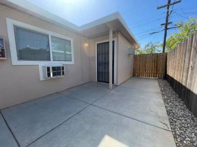 Main picture of 709 Oregon St