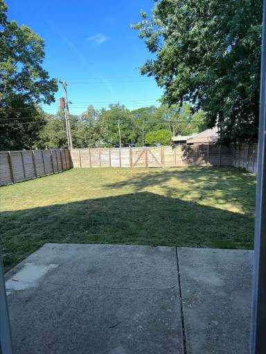 Main picture of 603 S Urbana Ave