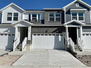 Main picture of Lakefront at Vineyard Town Center
