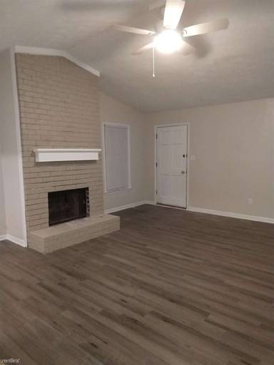 Main picture of 145 Chase Ct