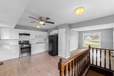 Main picture of 10500 Braemar Dr