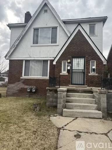 Main picture of 8903 Manor St