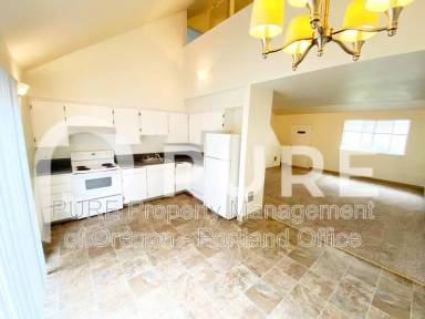 Main picture of 3604 N Gantenbein Ave