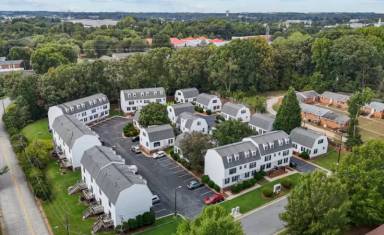 Main picture of 1022 Fir Pl