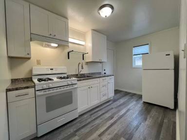 Main picture of 2211 Spring St