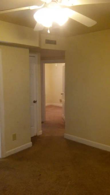 Main picture of 1006 S Columbia St