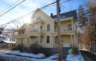Main picture of 173 Washington Ave