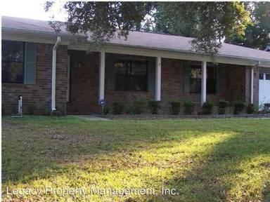 Main picture of 713 Crooked Oak Dr