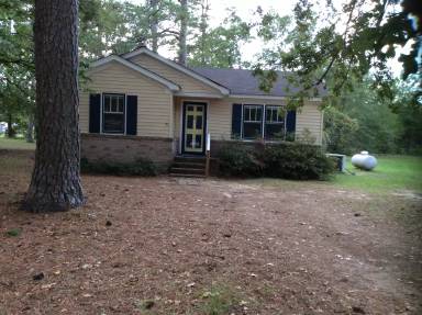 Main picture of 15 Sharolyn St
