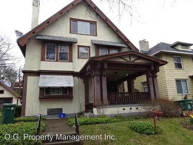 Main picture of 18 Wellington Ave